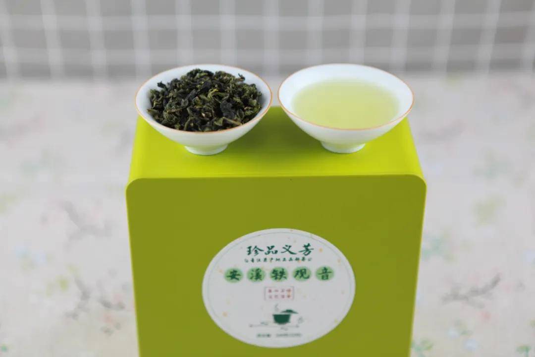 乌龙茶的苦涩之谜：老茶人揭秘真相，茶友疑惑一扫而空 