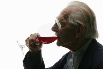 葡萄酒真能益寿延年吗？ 