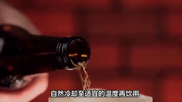 夏日畅饮白酒指南：注意事项一网打尽，健康又享受 